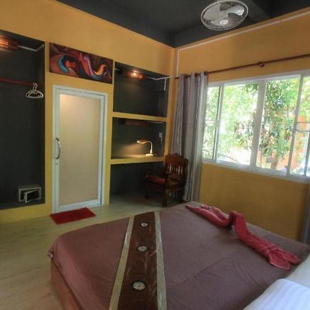 Jj Beach Resort & Jj Seafood Koh Phayam Esterno foto