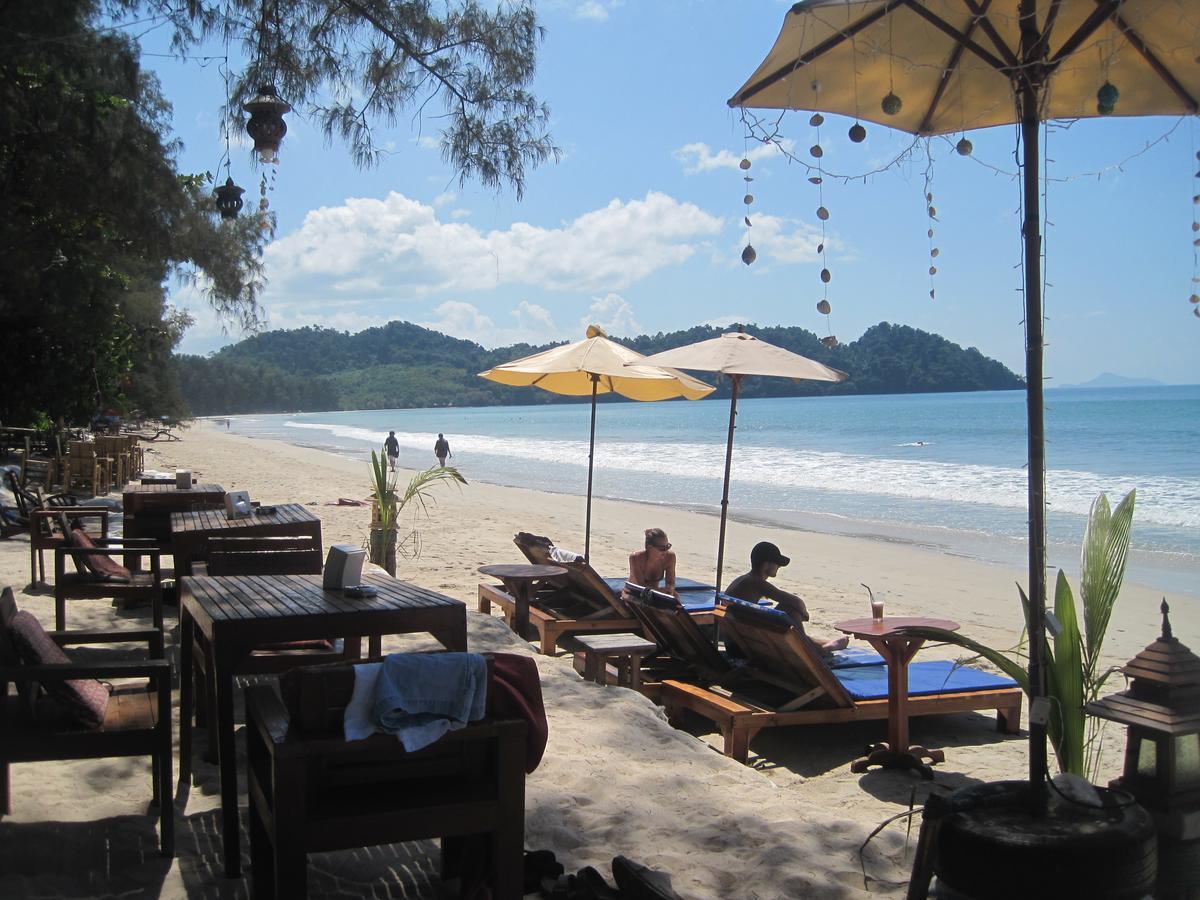 Jj Beach Resort & Jj Seafood Koh Phayam Esterno foto