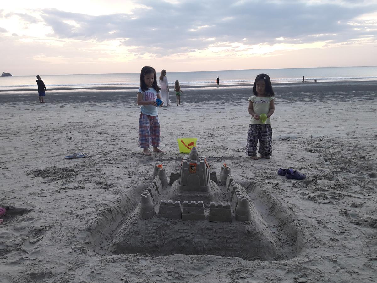 Jj Beach Resort & Jj Seafood Koh Phayam Esterno foto