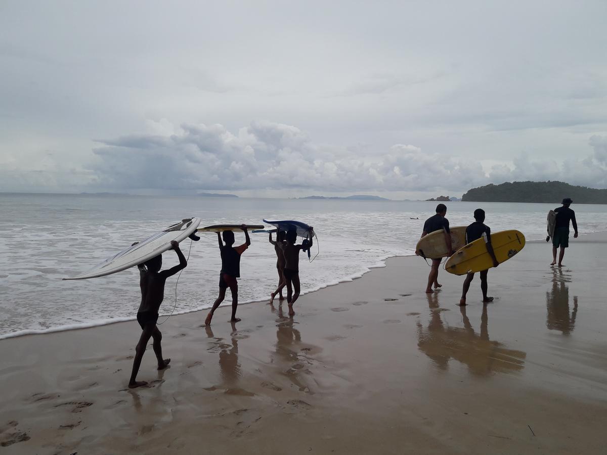 Jj Beach Resort & Jj Seafood Koh Phayam Esterno foto
