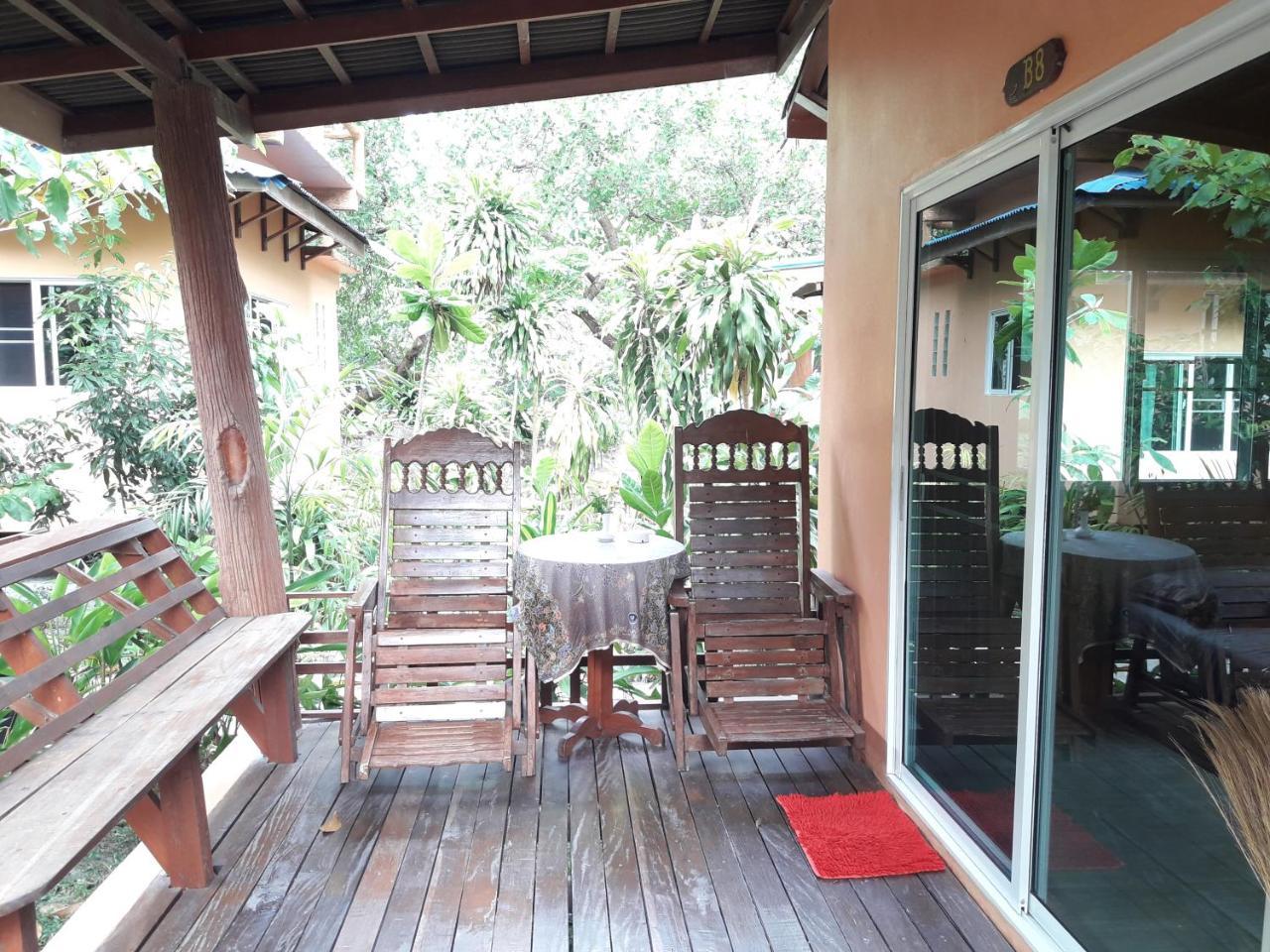 Jj Beach Resort & Jj Seafood Koh Phayam Esterno foto